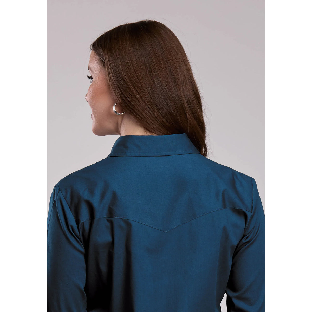 Ladies Roper Solid Stretch Poplin Navy Long Sleeve Snap Shirt Regular 03-030-0265-4102 BU