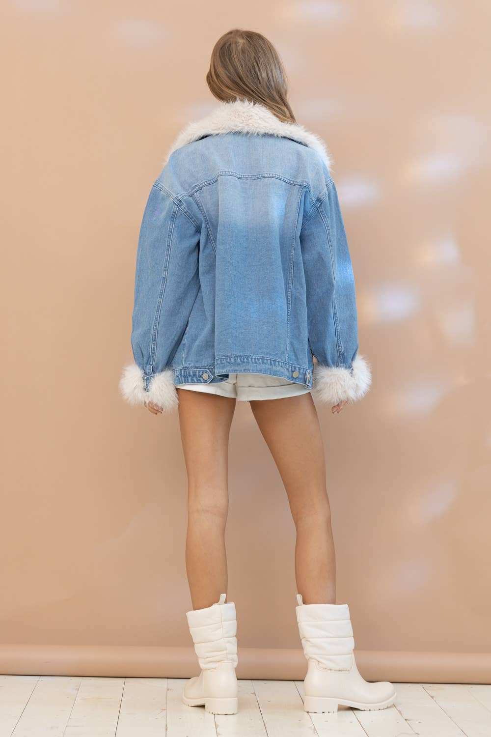 Blue B. Fur Collard Cuff Over sized Washed Denim Jacket 17576J