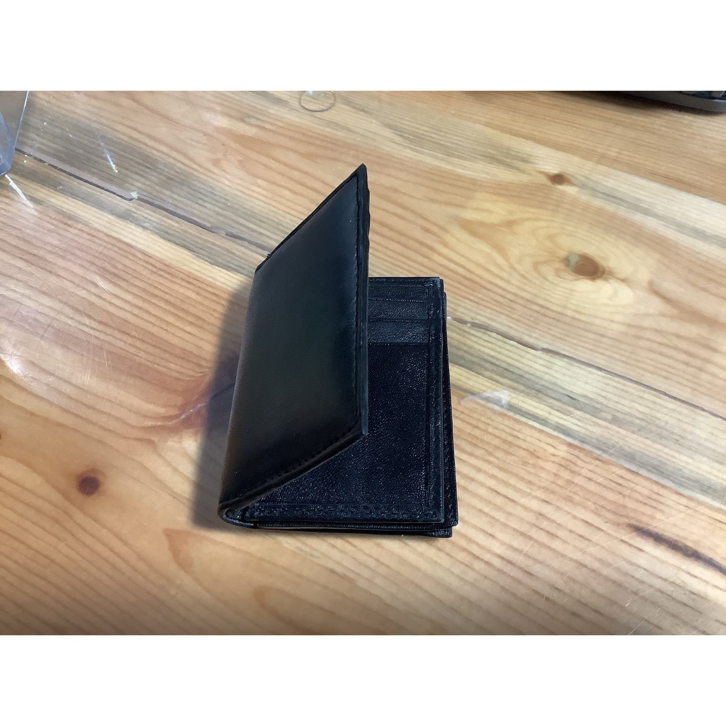 TRI-FOLD CARD CASE 3 7/8” BLACK, LEATHER
