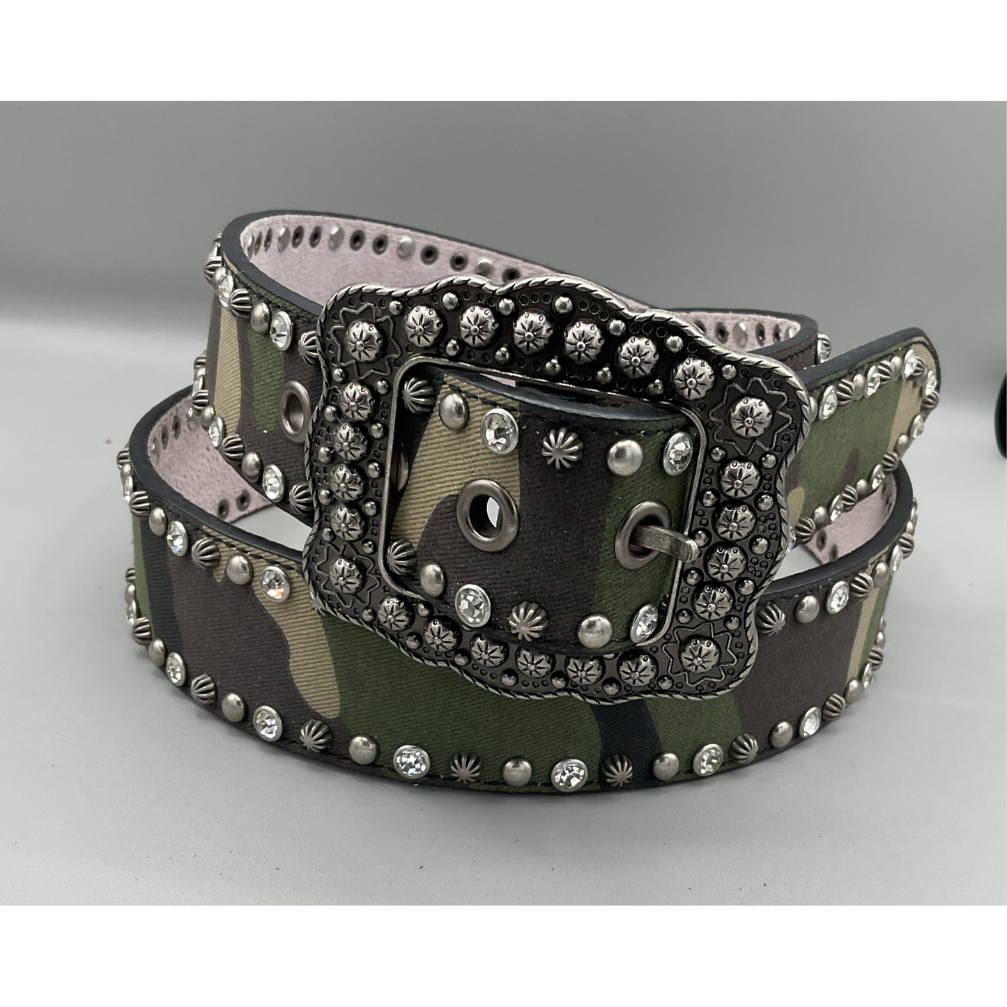 BHW Ladies- BELT 1.5” Camo w/ studs and rhinestones 515