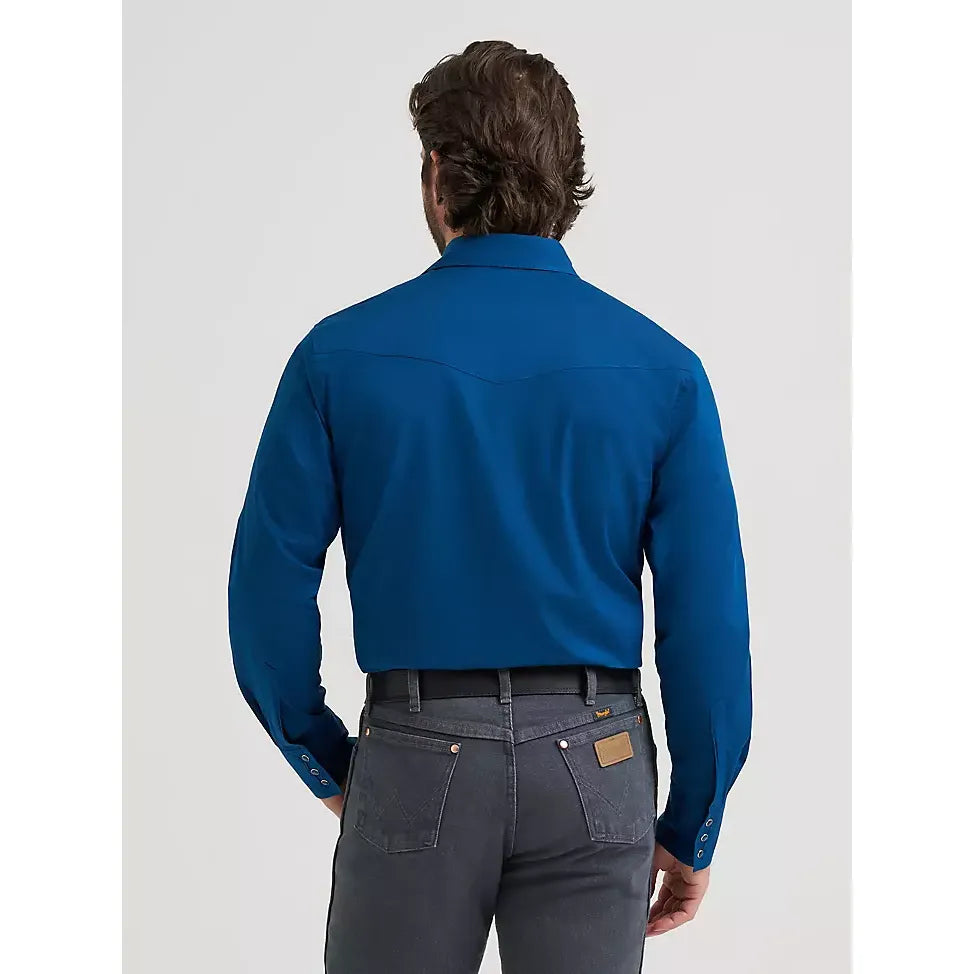 Wrangler Mens Long Sleeve Solid Broadcloth Western Snap Shirt 112382004
