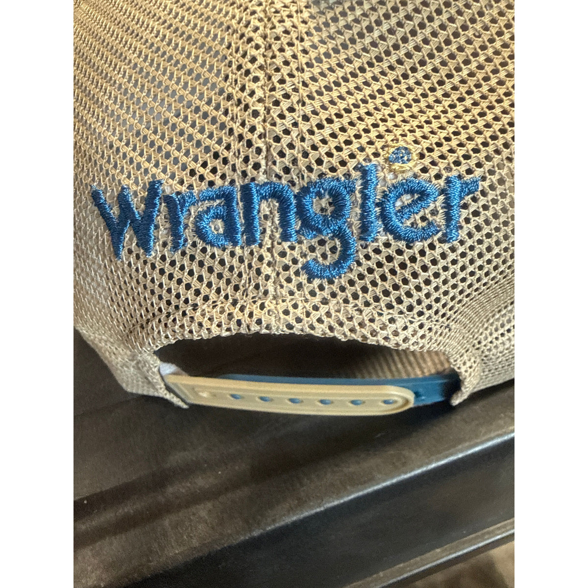 Wrangler Upside Down Cowboy Denium Khaki Mess