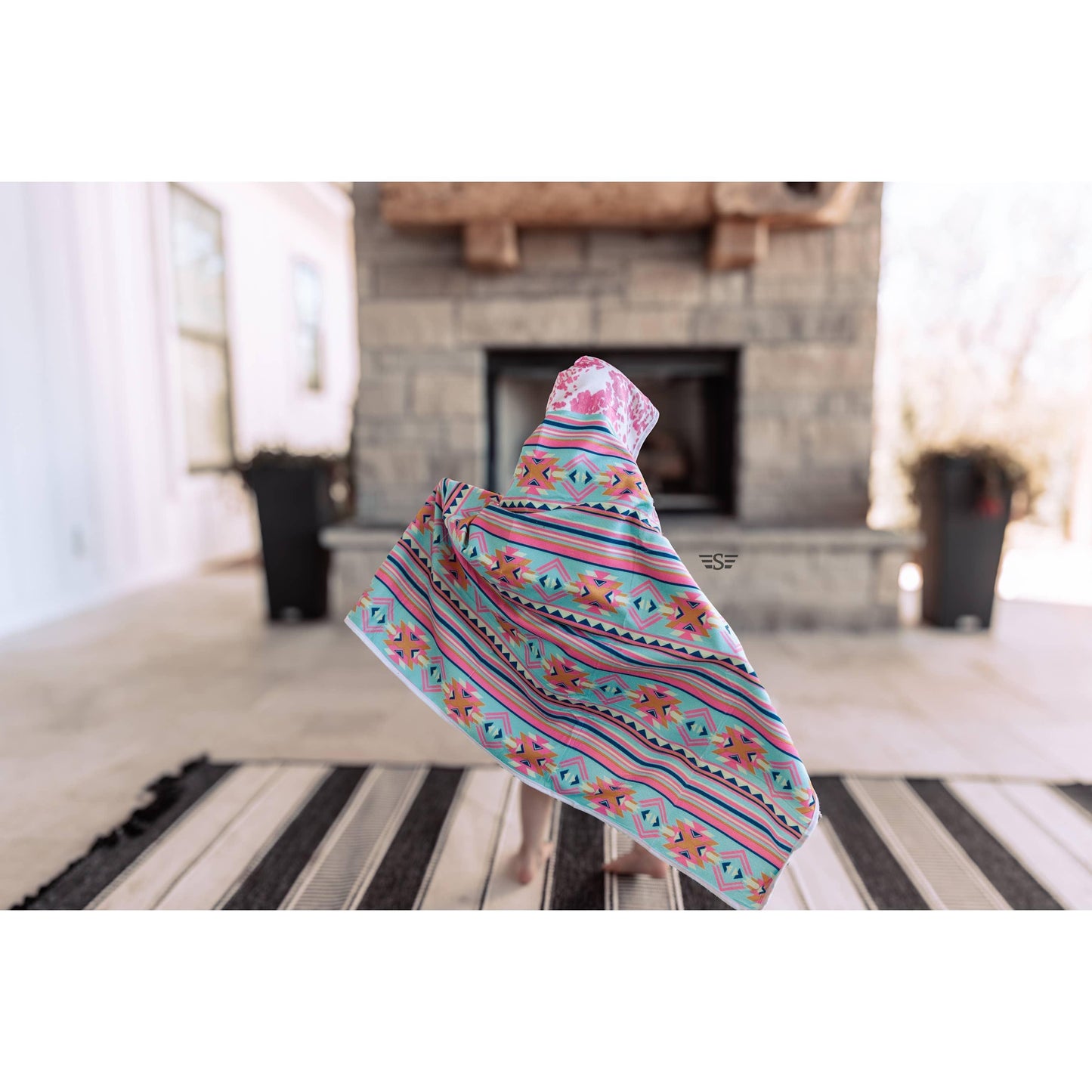 Flying S Company - Kids Wearable Towel with Hood