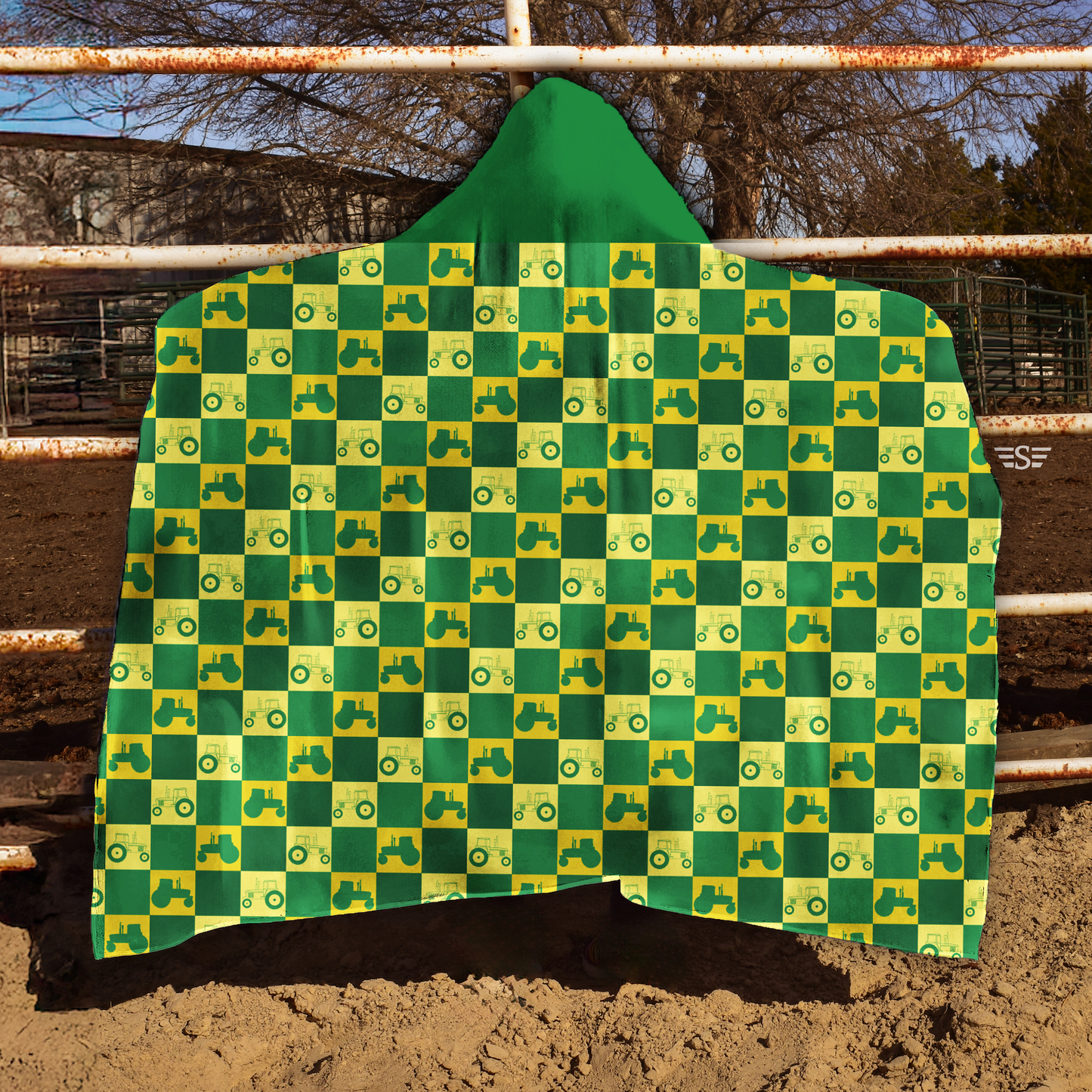 Flying S Company - Kids Wearable Towel with Hood