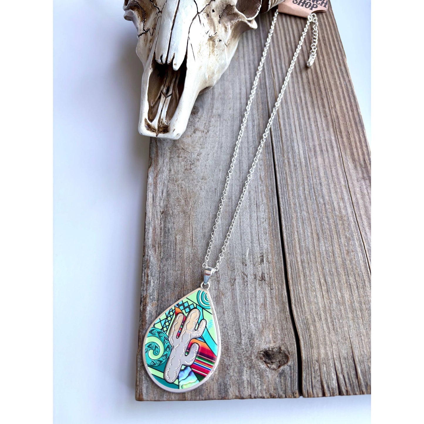 Western Style Colored Teardrop Pendant Necklace