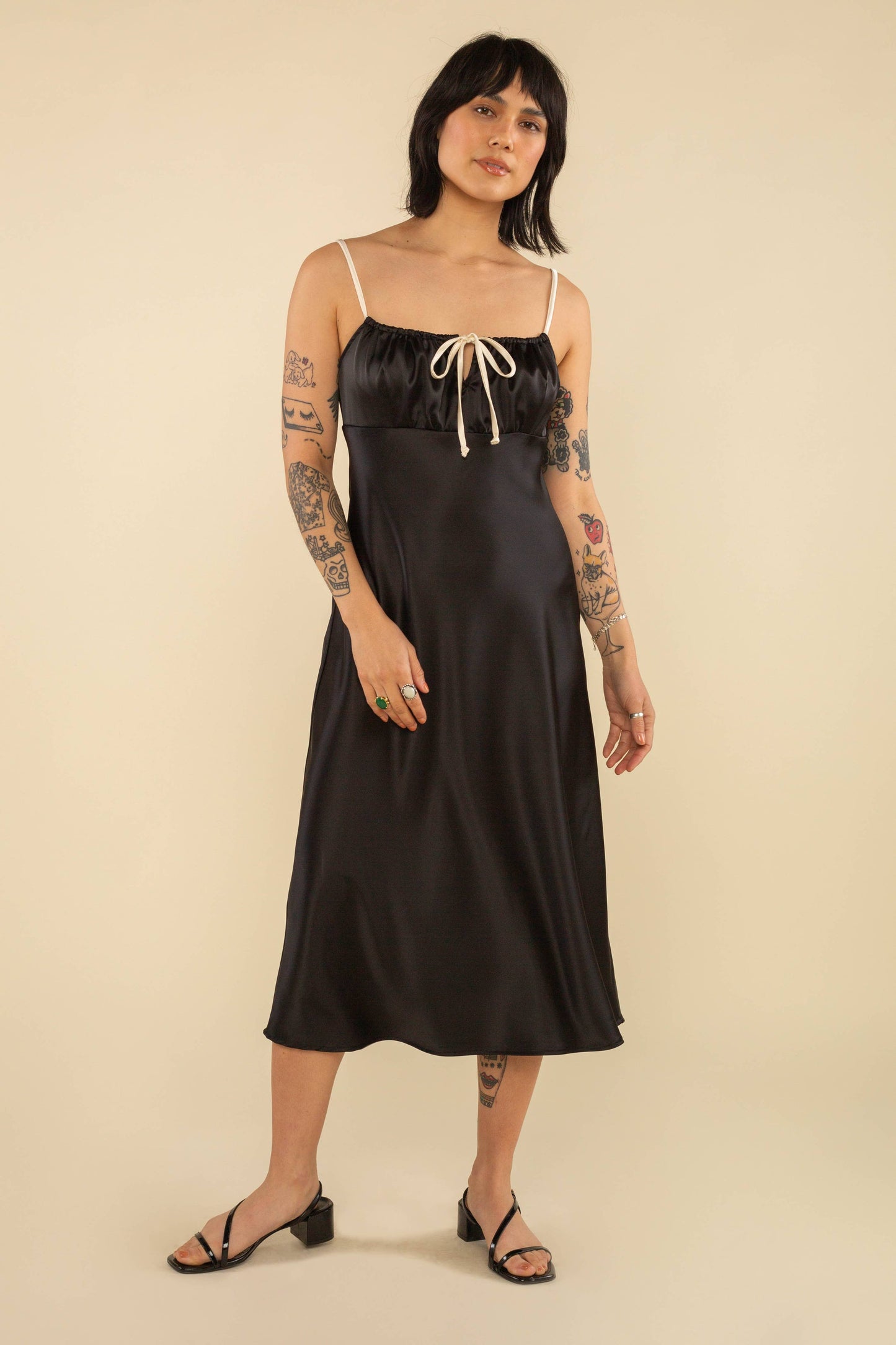 Nat Contrast Tie Dress