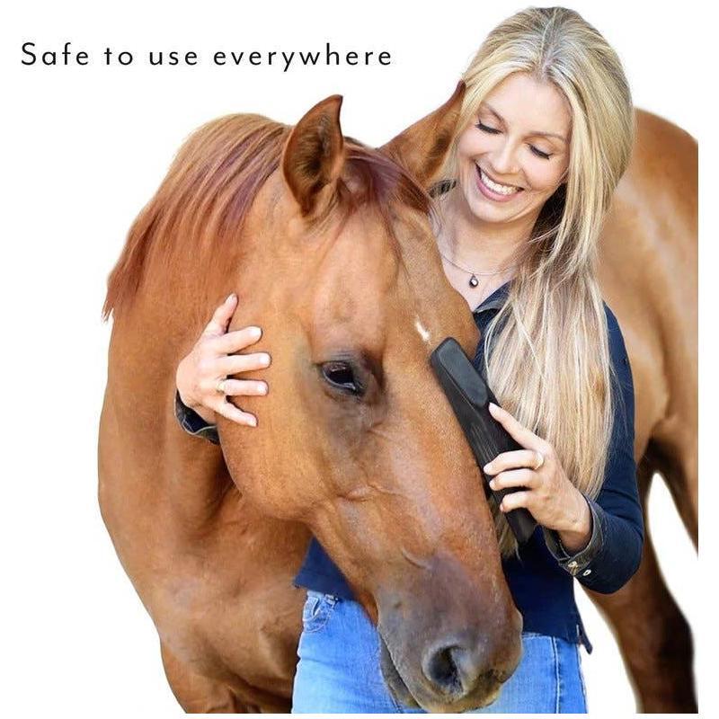 Betty's Best - StripHair Gentle Groomer Original for Horses