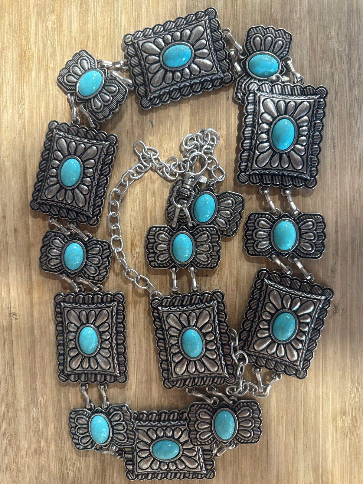 Western Concho Chain Belt – Vintage Silver Style
