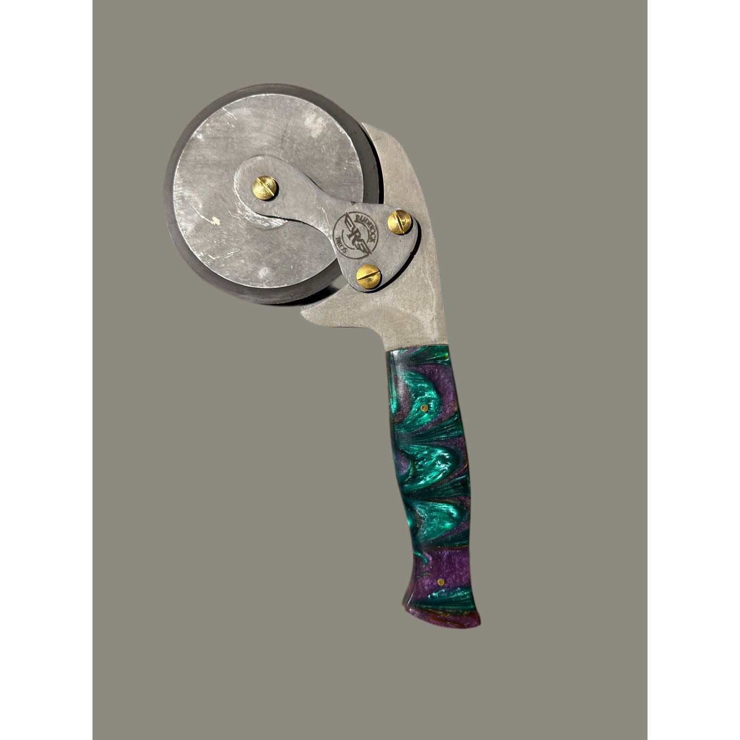 Luigi Pizza Cutter - Hardwood & Bone - Damascus Steel