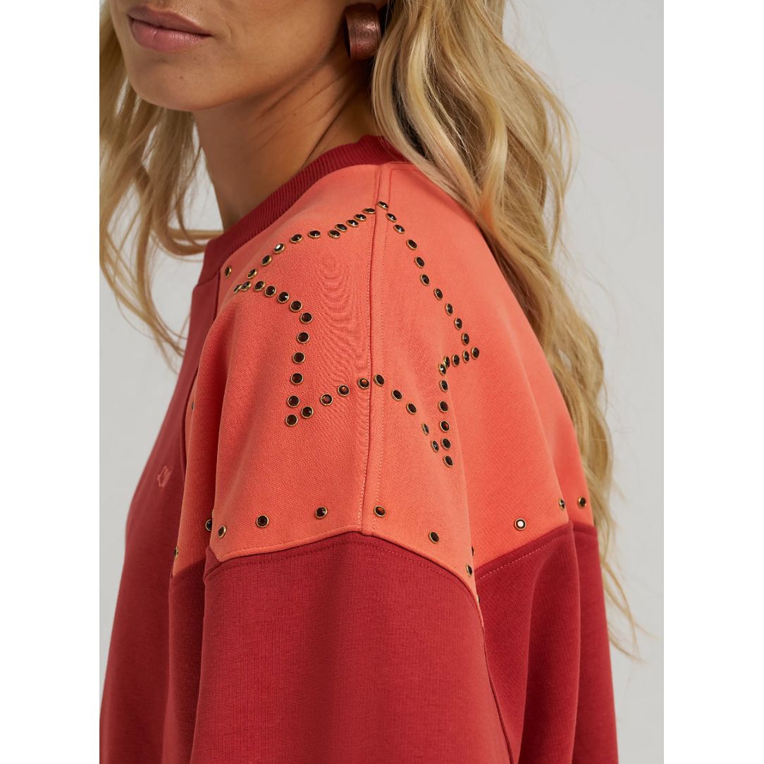 WRANGLER X LAINEY WILSON Studded Star Crewneck Shirt | 112370629