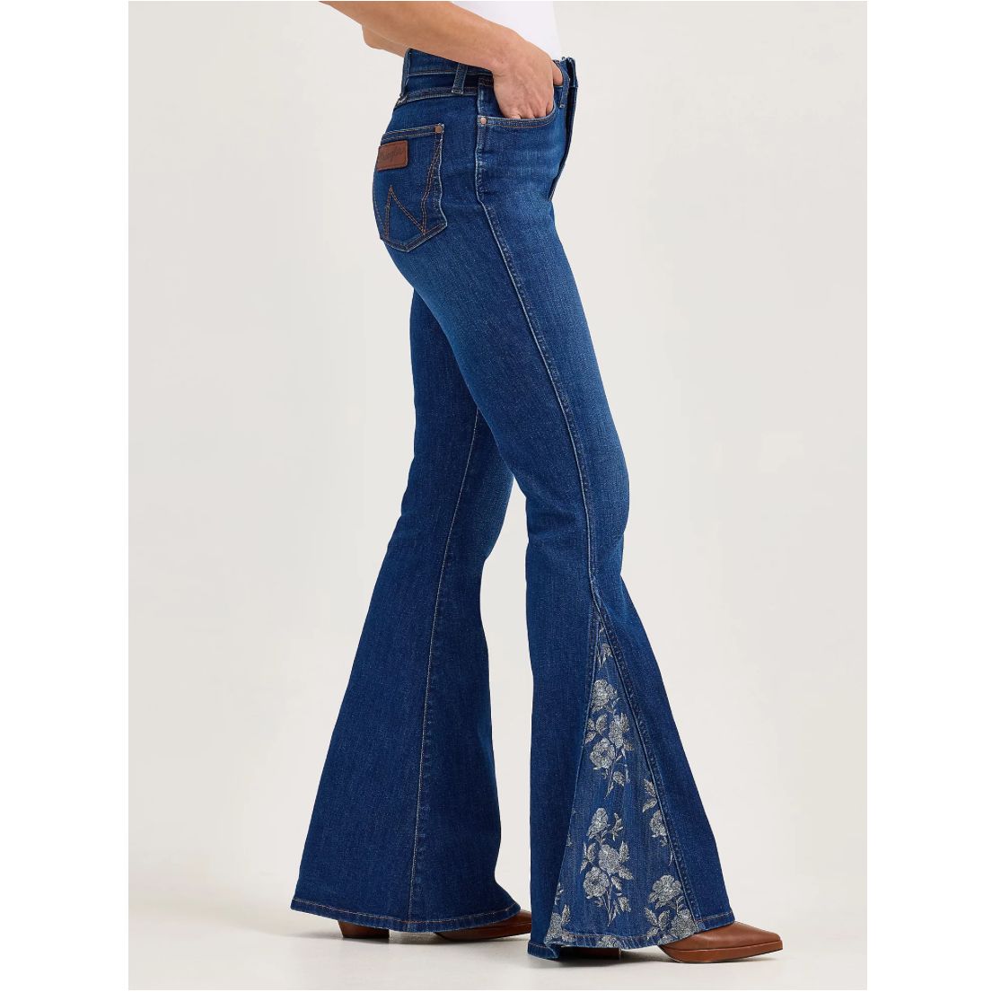 Wrangler Ladies Jean | Retro, Bailey, High Rise, Pieced Trumpet Flare 112368254