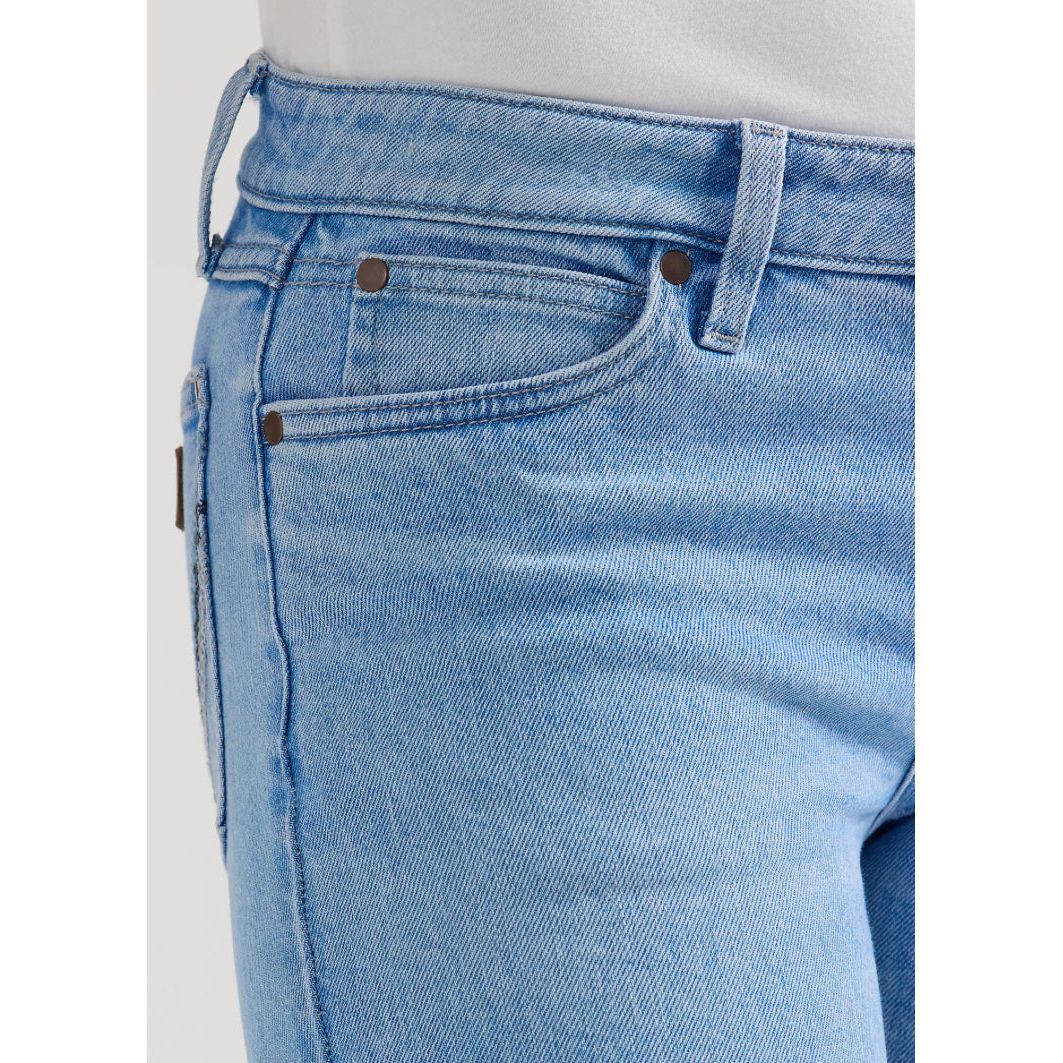 * 112359358 | WOMEN'S WRANGLER RETRO® MAE MID RISE BOOTCUT JEAN