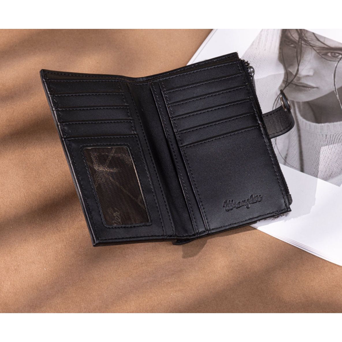 Wrangler Wallet - Bifold, Cowhide WG162-W0332 Various Colors