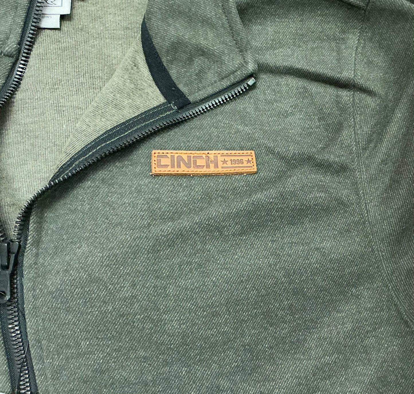 MEN'S 1/2 ZIP PULLOVER - Olive MWK1913003