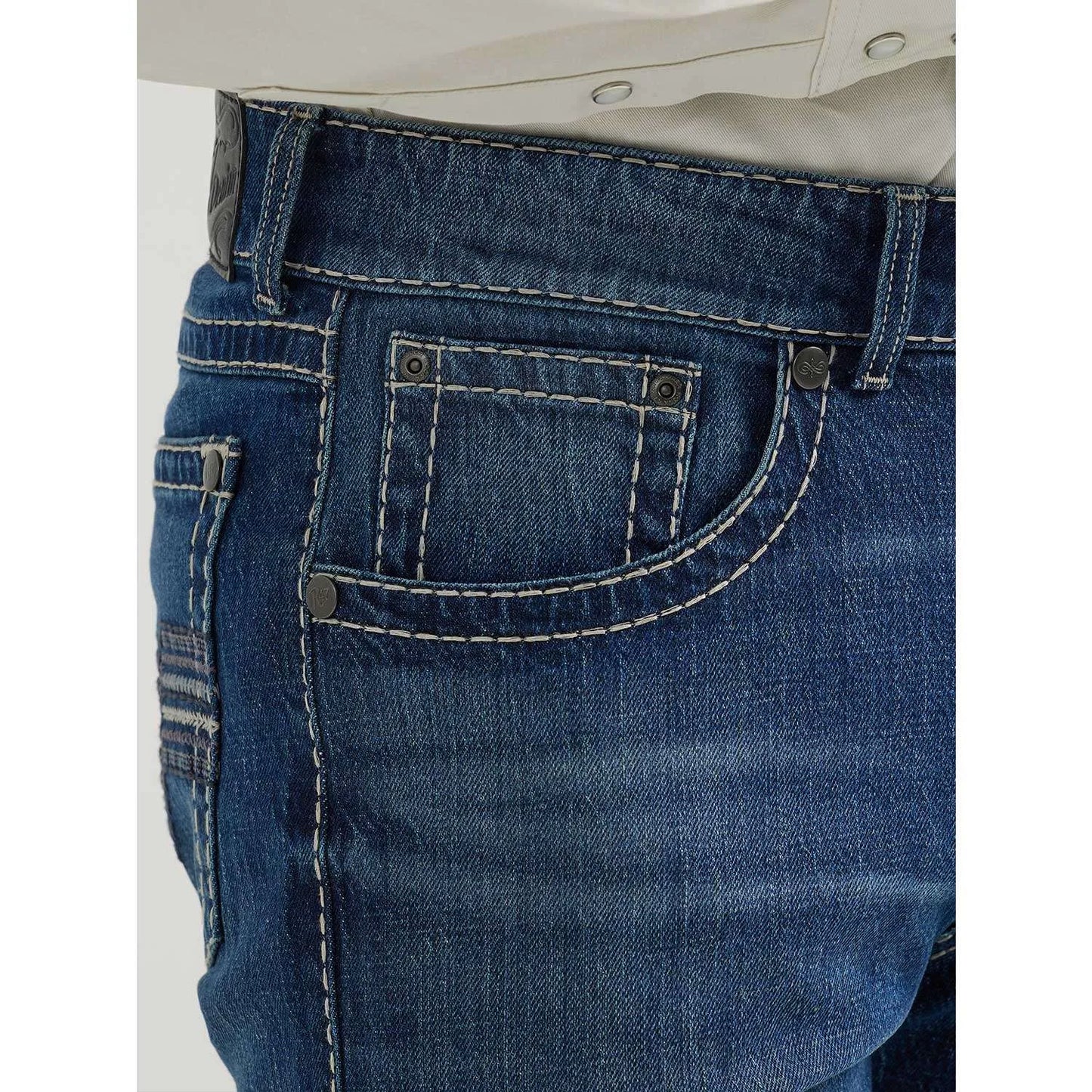 Mens Rock47Denim Wrangler SlimStraight Jeans