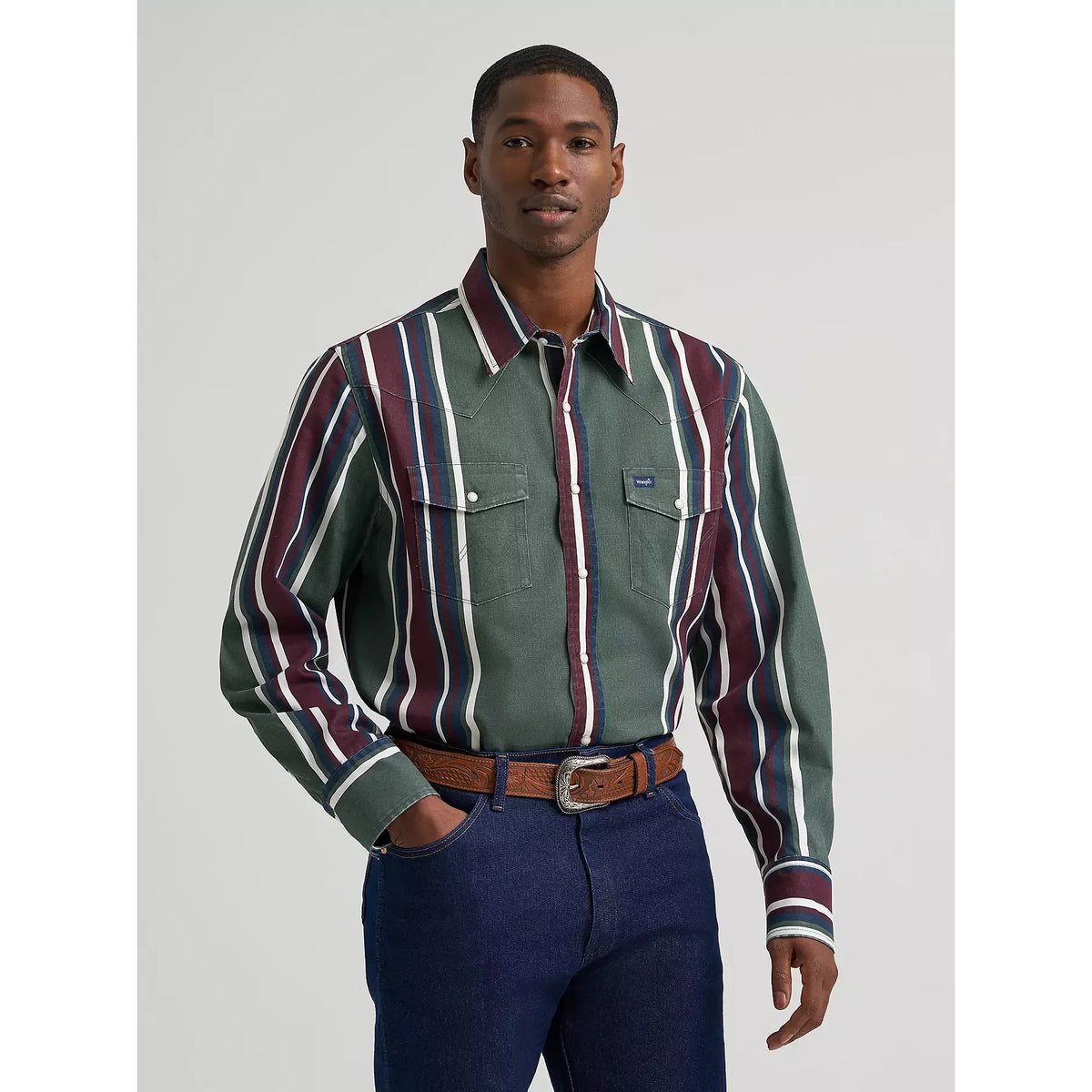 Wrangler Men's Vintage-Inspired Brushpopper Western Snap 112385788