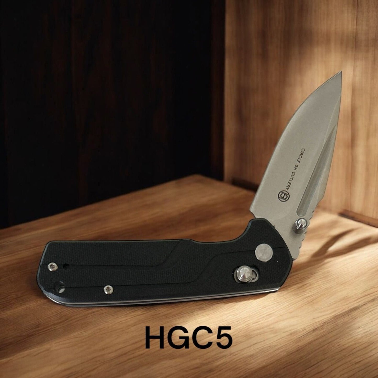 Circle SH - Pocket Knife - Axis Lock HGC5