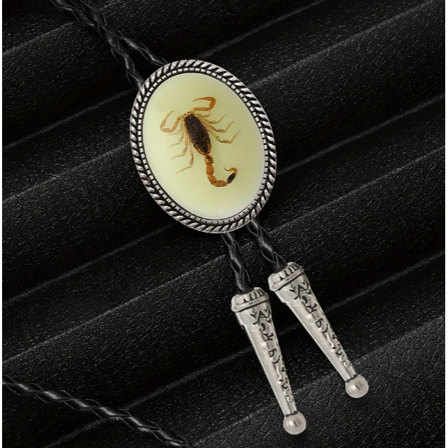 Real Scorpion BELT BUCKLE GLOW IN THE DARK 1827