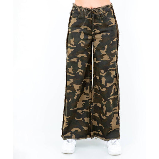 * American Bazi - CAMOUFLAGE FRAYED EDGE WIDE LEG PANTS-RJH30775CM