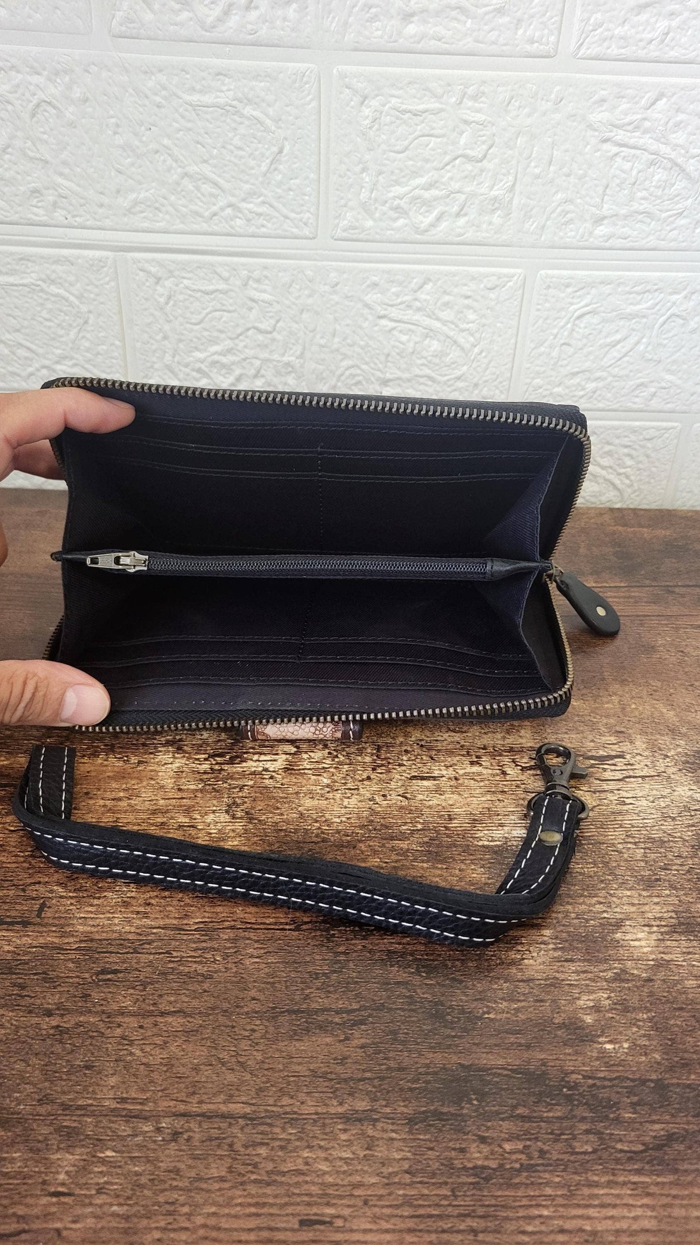 Handcrafted Genuine Leather Cowhide Women's Wallet