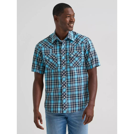 New Color Men's Wrangler Retro® Short Sleeve Sawtooth Pocket Western Snap Shirt 112378928