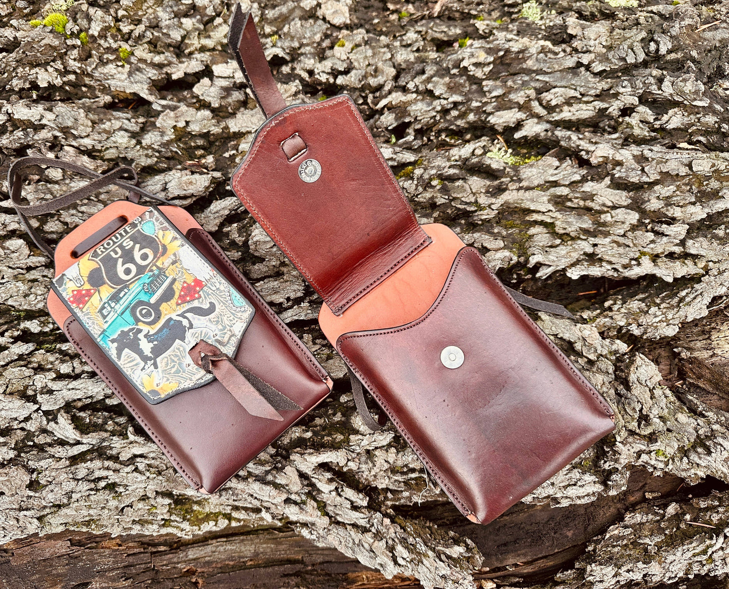 Cell Phone Back Cinch Holder