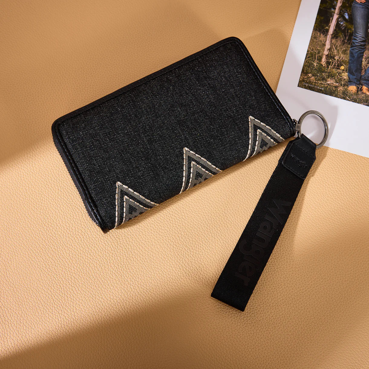 Wrangler Aztec Studded Wallet/Wristlet - WG435-W006BK