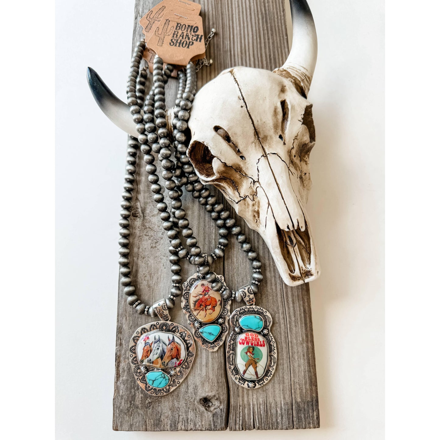 Boho Ranch Shop - Western Print Pendant Necklace - Navajo Style Pearl