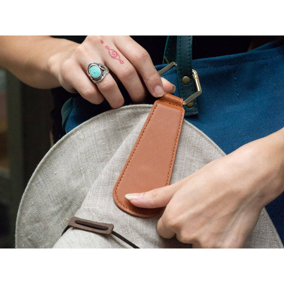 Magnetic Hat Clip - Genuine Leather - Premium hat accessory