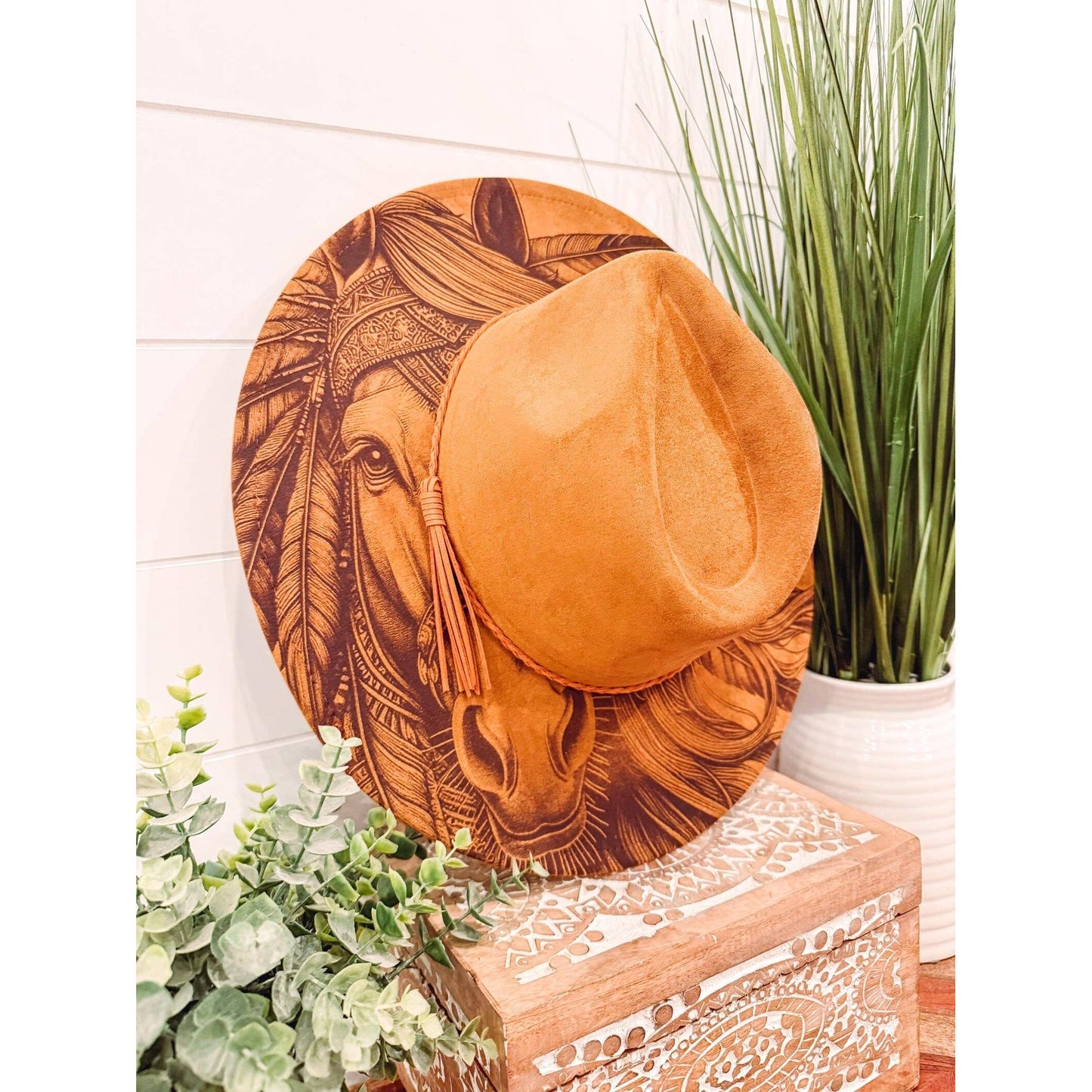 Engraved Feather Horse Hat