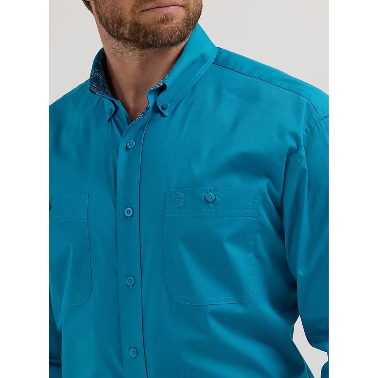 WRANGLER® GEORGE STRAIT™ LONG SLEEVE BUTTON DOWN TWO POCKET SHIRT IN SOLID TEAL