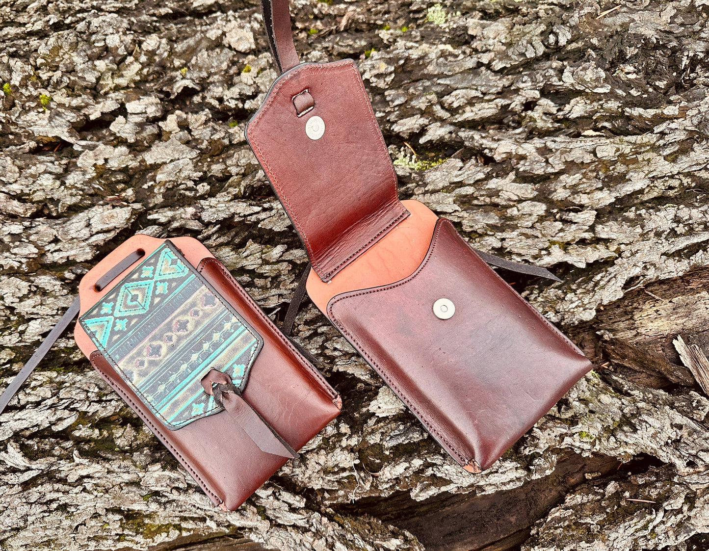 Cell Phone Back Cinch Holder