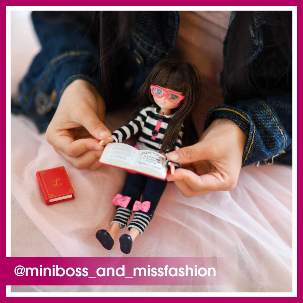 Lottie Dolls - Story Time