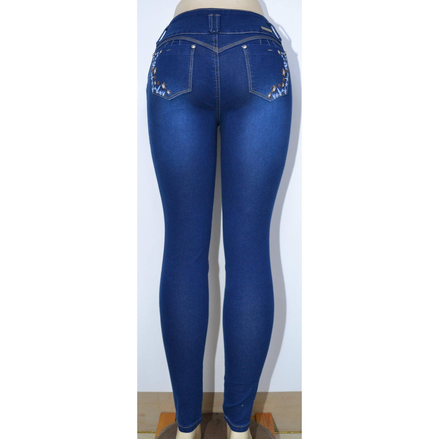 * Untamed Sapphire Clothing LLC - USC-F023 Sexy Bella Floret Butt Lifter Levante Cola Jeans
