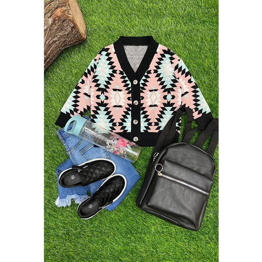 WOMANS PINK, BLUE & BLACK GEOMETRIC SWEATER.