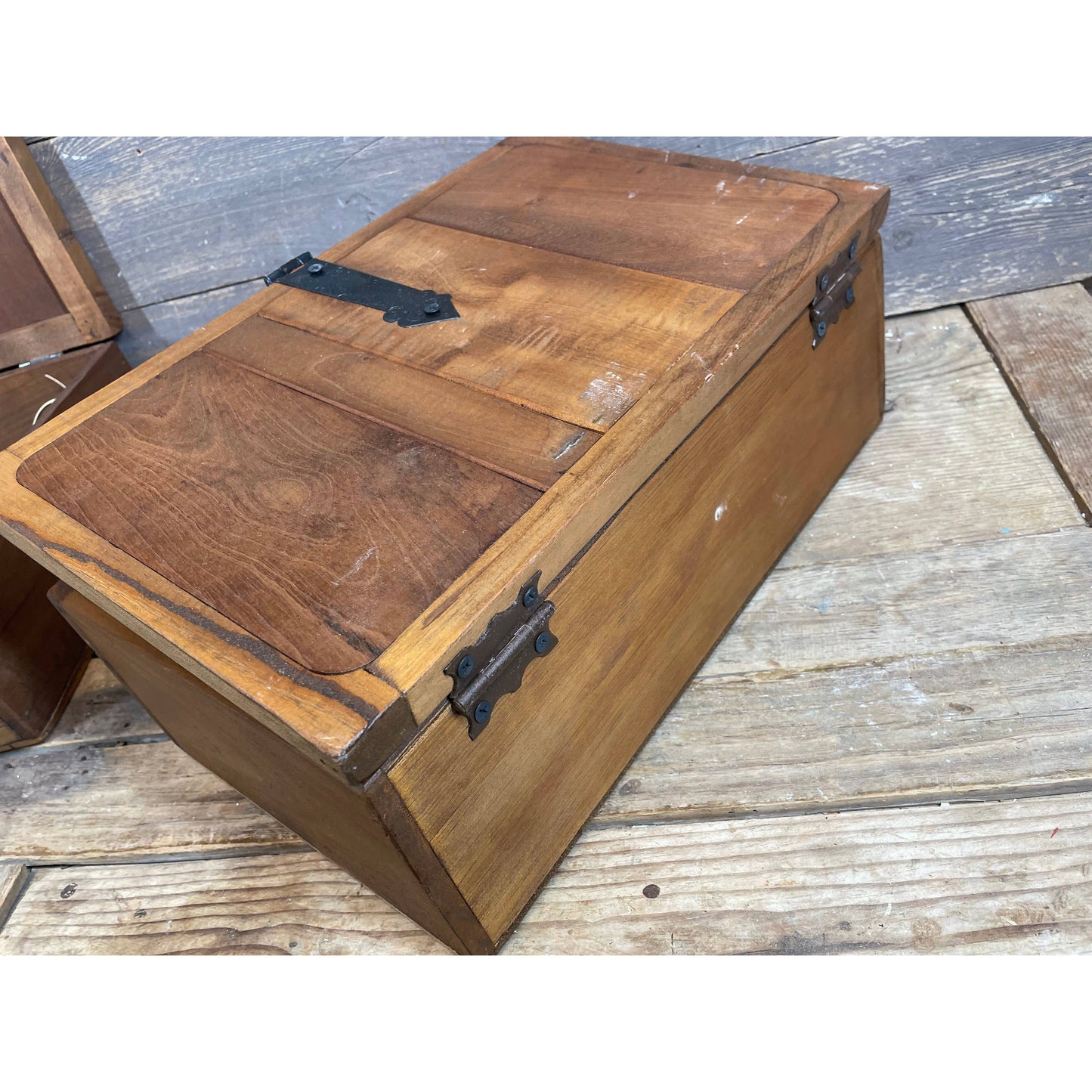 Tejas Ranch Reclaimed Old Mahogany Wood Box w/ Lock and Key 2