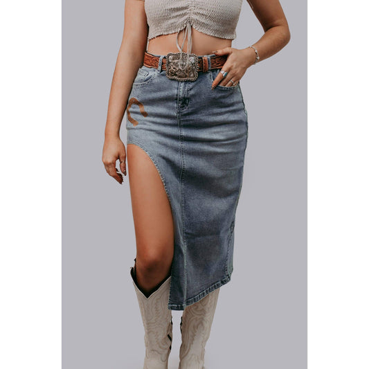 Merigold Kiss - MK637Horse Shoe cut out Denim Skirt