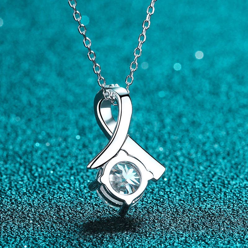 Four-Prong Moissanite Ribbon Necklace in 925 Sterling Silver