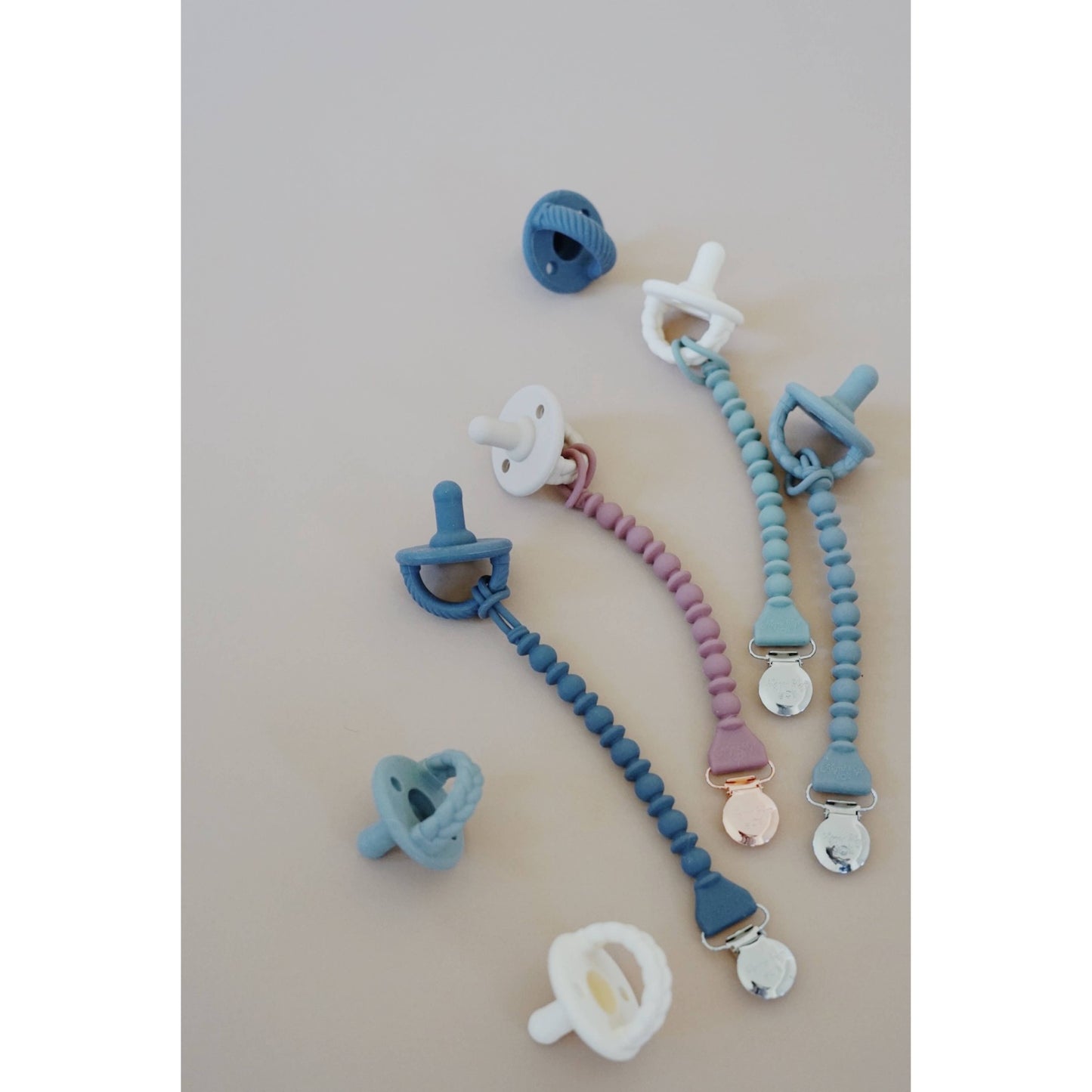 Sweetie Strap™ Silicone One-Piece Pacifier Clips