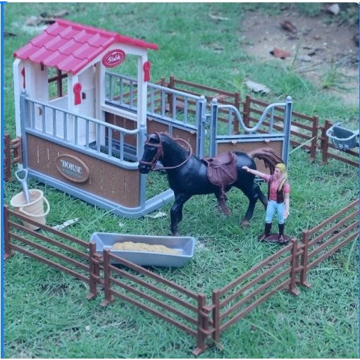 Billbuff Horse Training Center