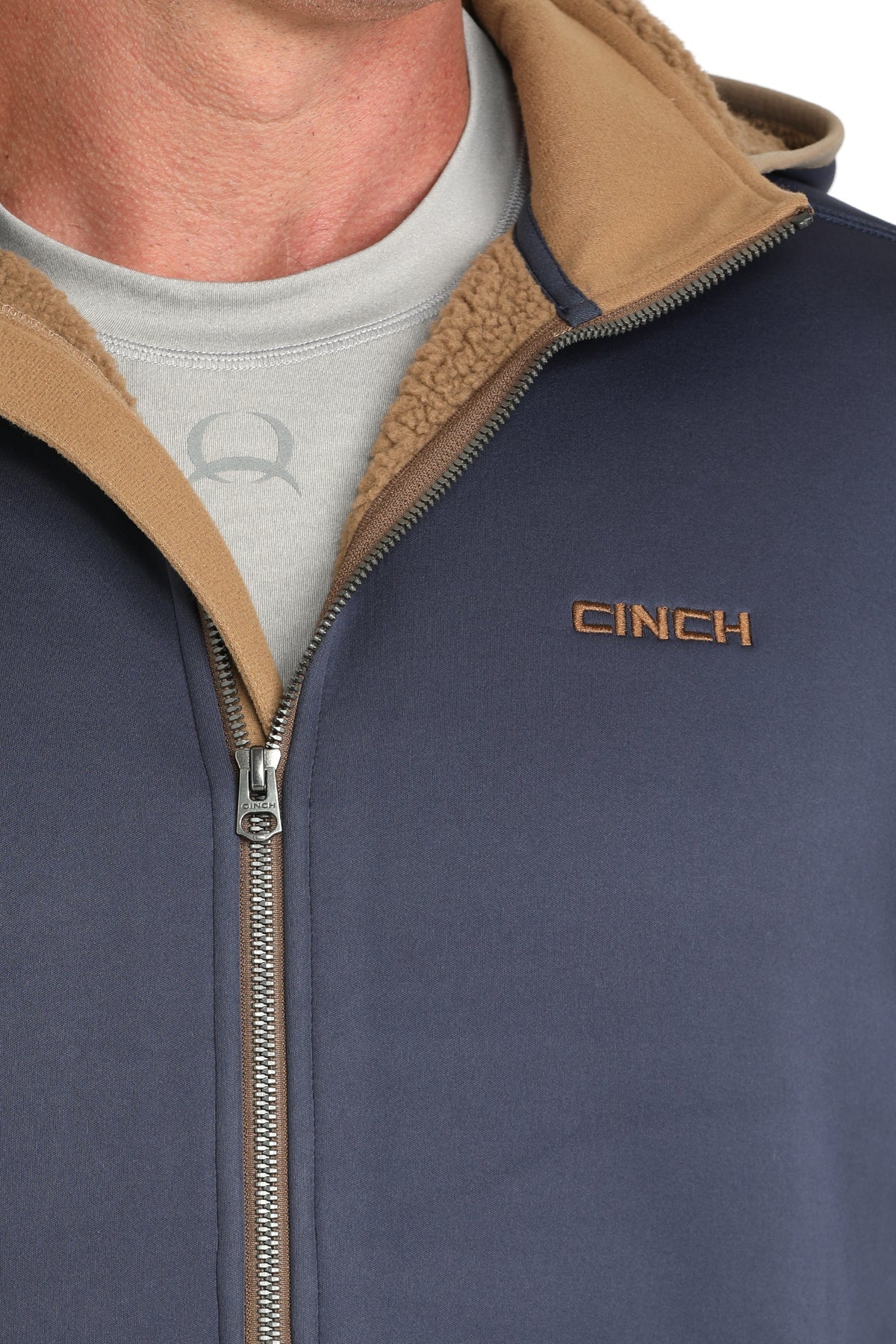 CINCH
Men's 1/2 Zip Hooded Jacket MWJ1915004