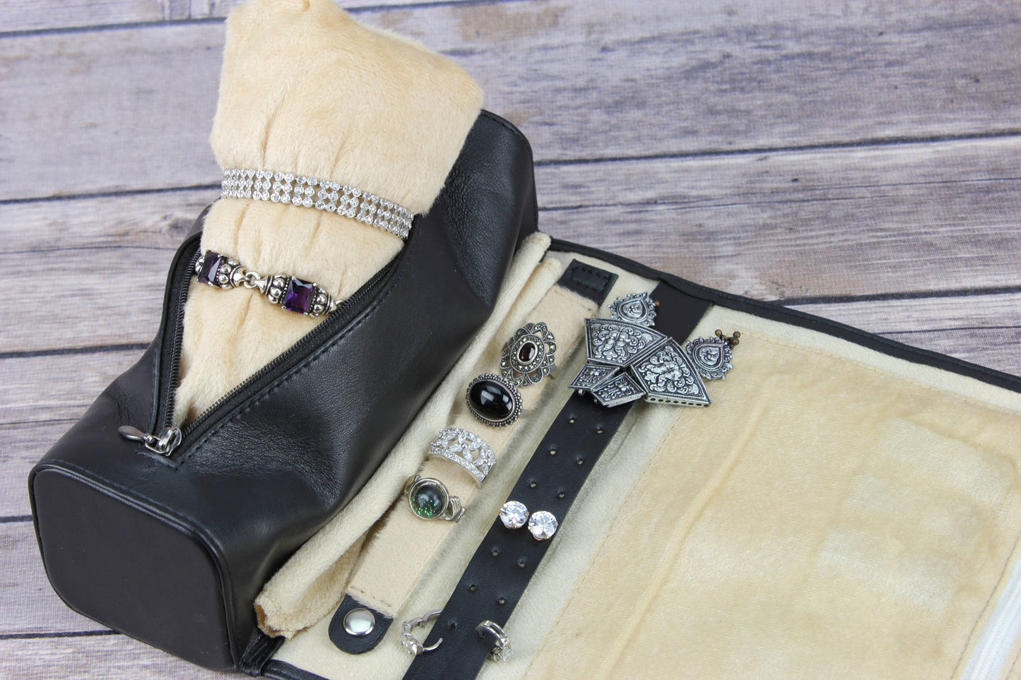 Travel Jewelry Storage Roll w/ Buckle JR 420