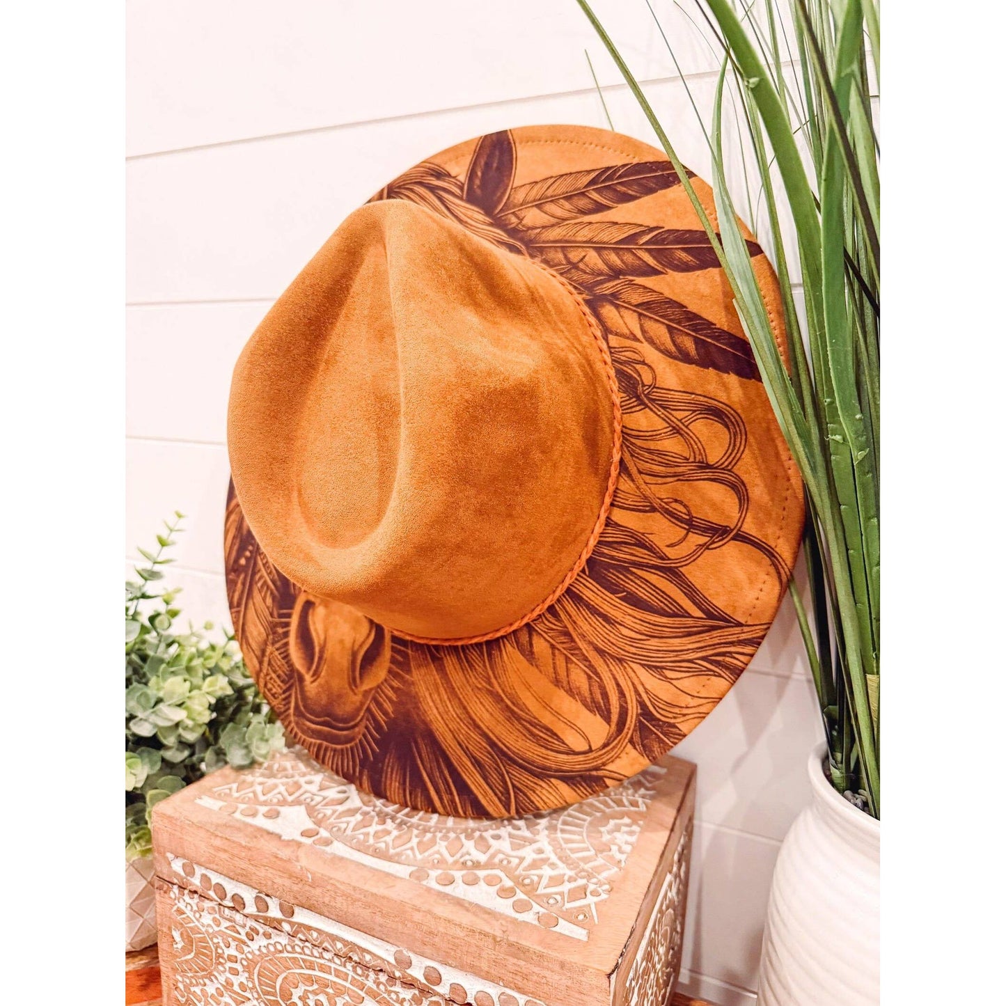 Engraved Feather Horse Hat