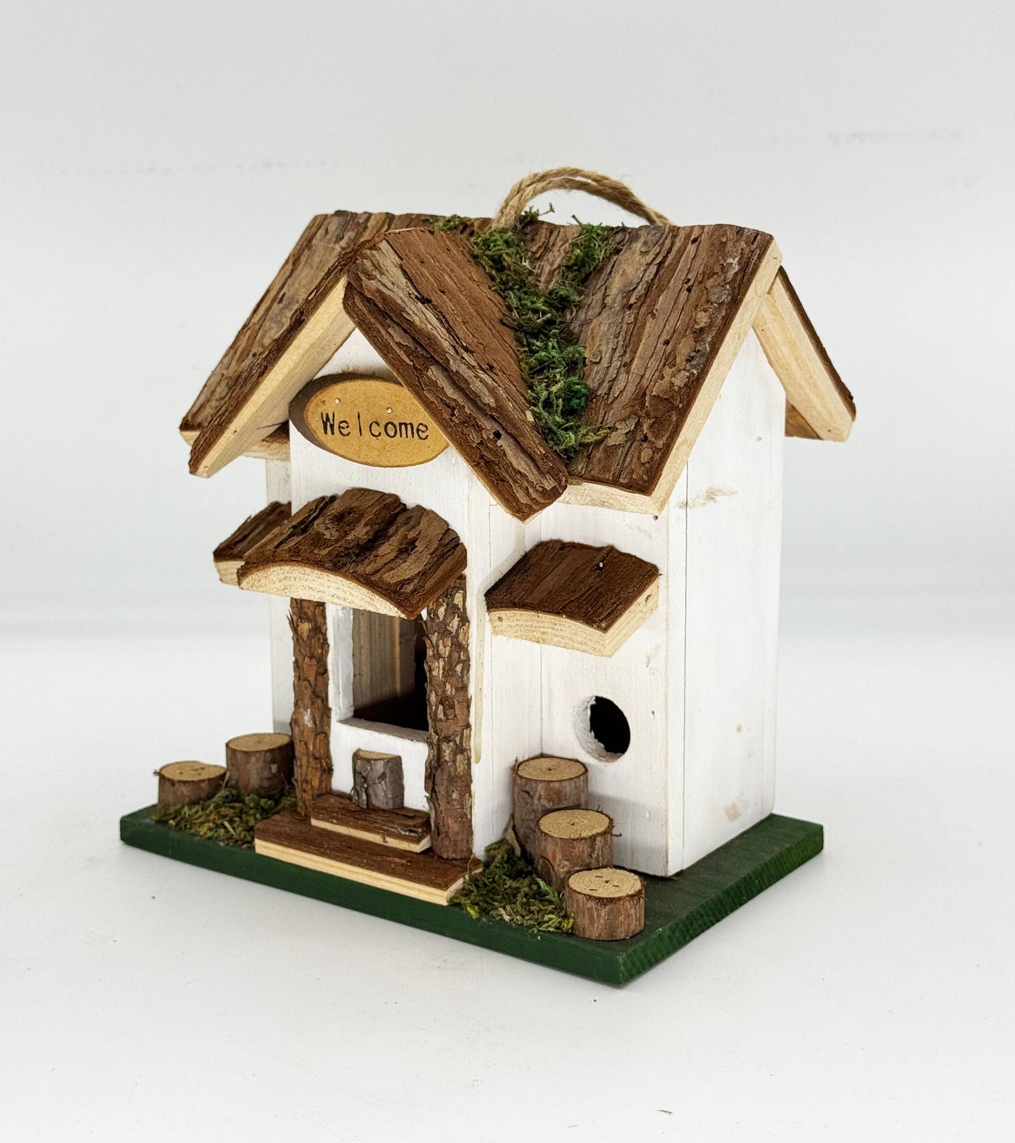 Nature Lodge Triple-Entry Birdhouse
