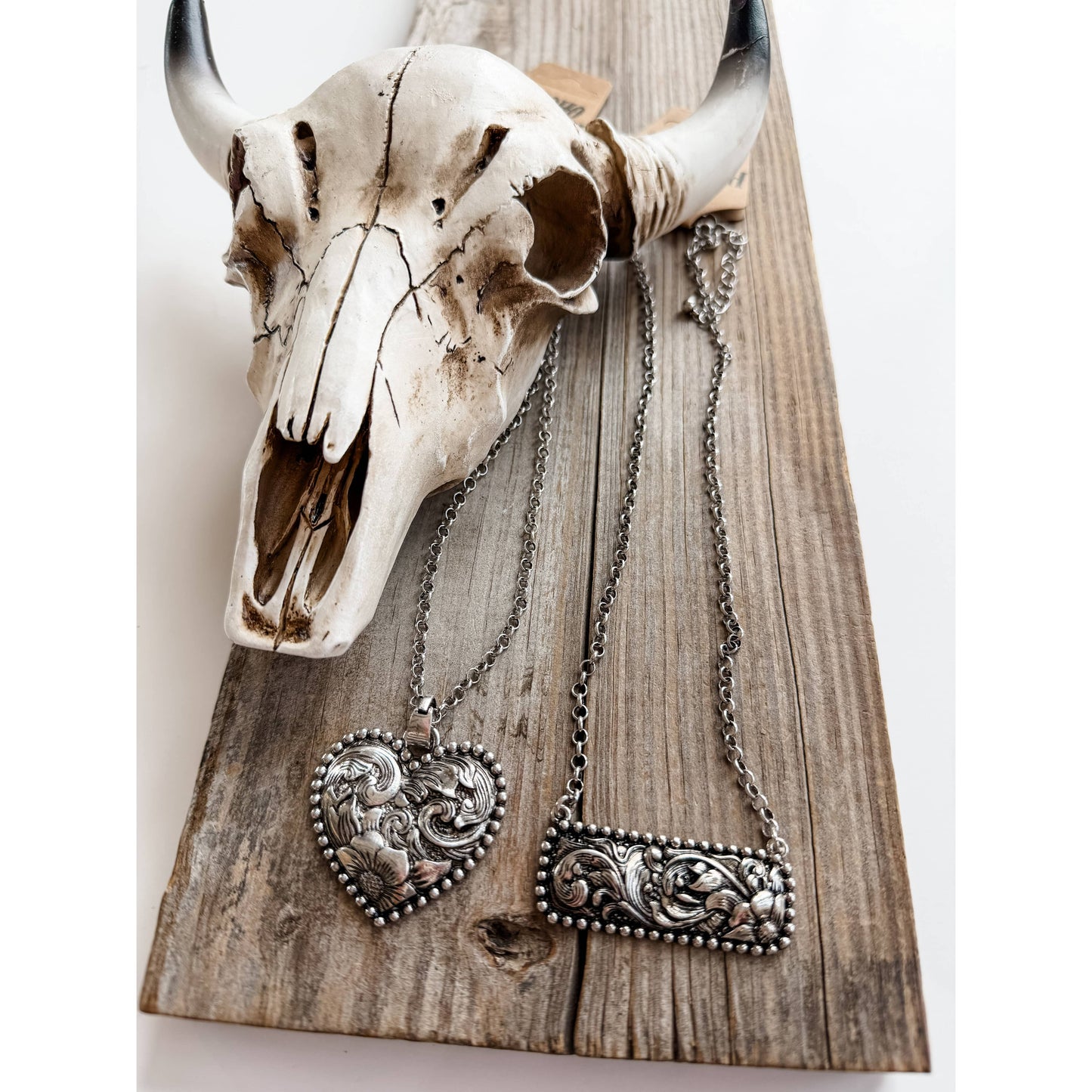 Western Style Engraved Heart | Bar Necklace