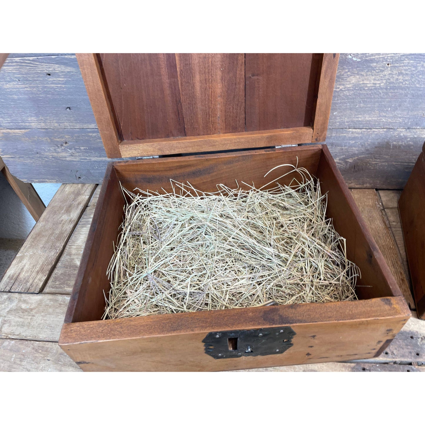 Tejas Ranch Reclaimed Old Mahogany Wood Box w/ Lock and Key 2