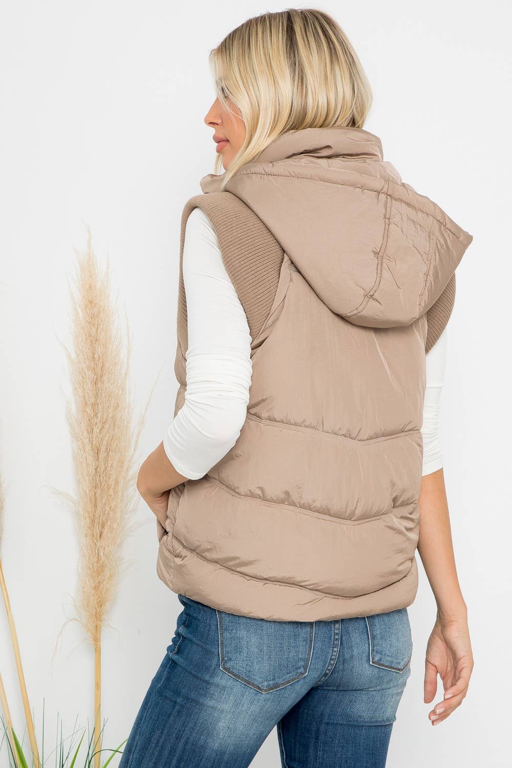 Sweater Rib Detail Nylon Hooded Puffer Vest