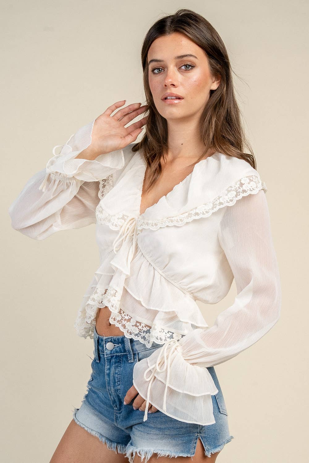 BIB COLLAR BOHO L/S BLOUSE BT3315K