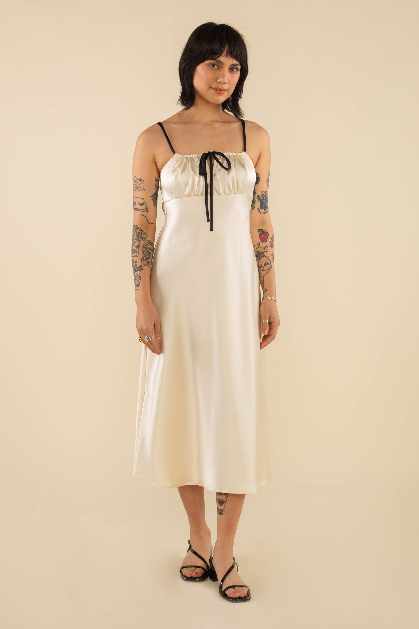 Nat Contrast Tie Dress