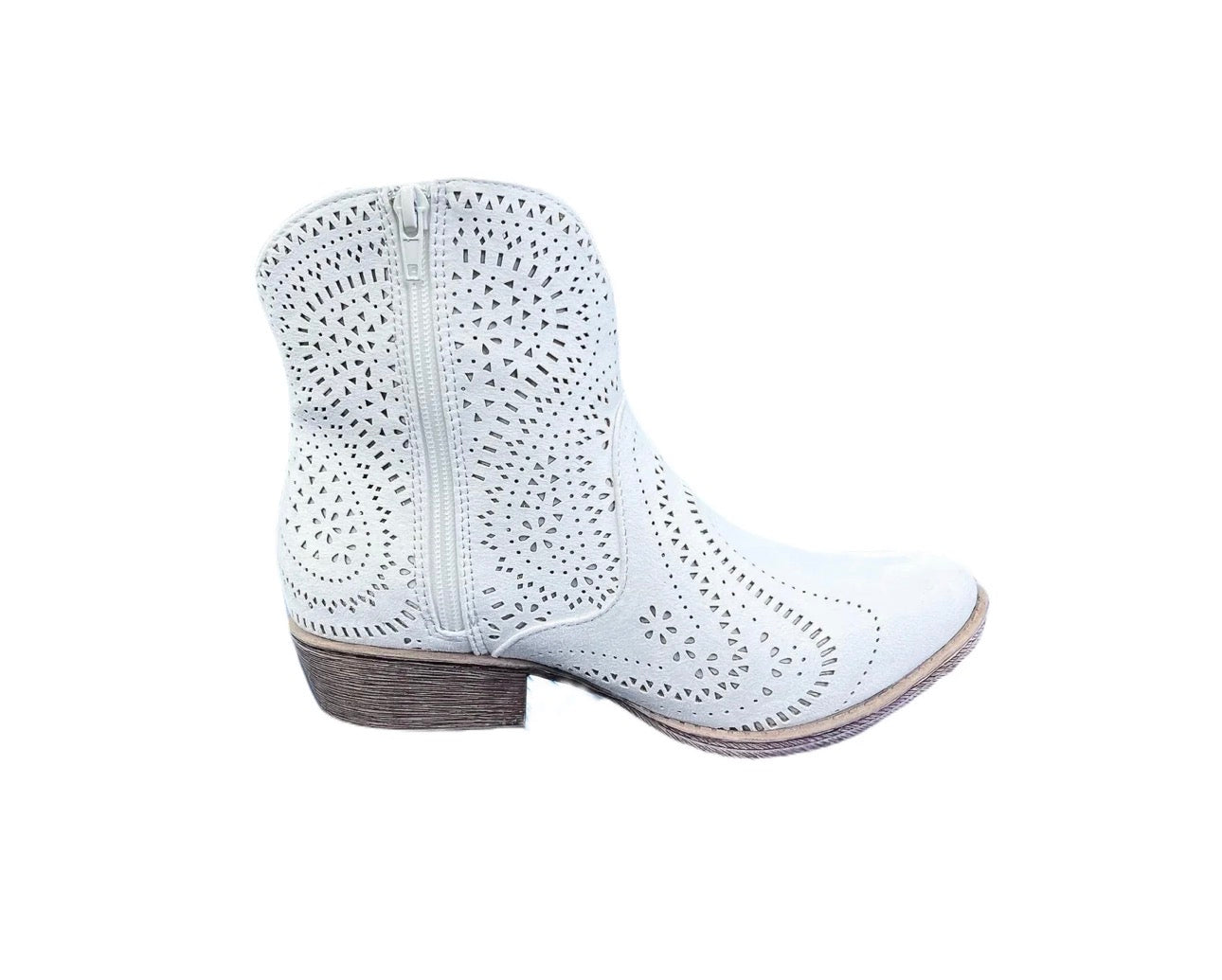 VERY G Zest White Booties VGLB0369